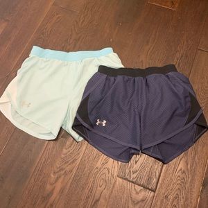 Women’s under armour shorts (2 pairs)
